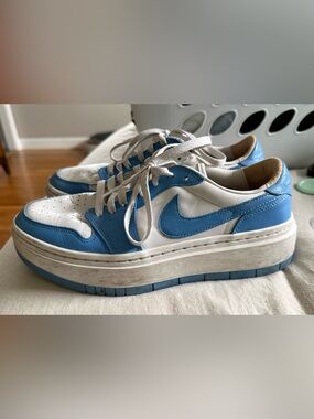 Nike White & Blue Air Jordan 1 Women Elevated Low SE